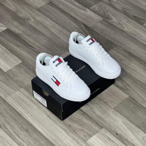 Classic Tommy Hilfiger