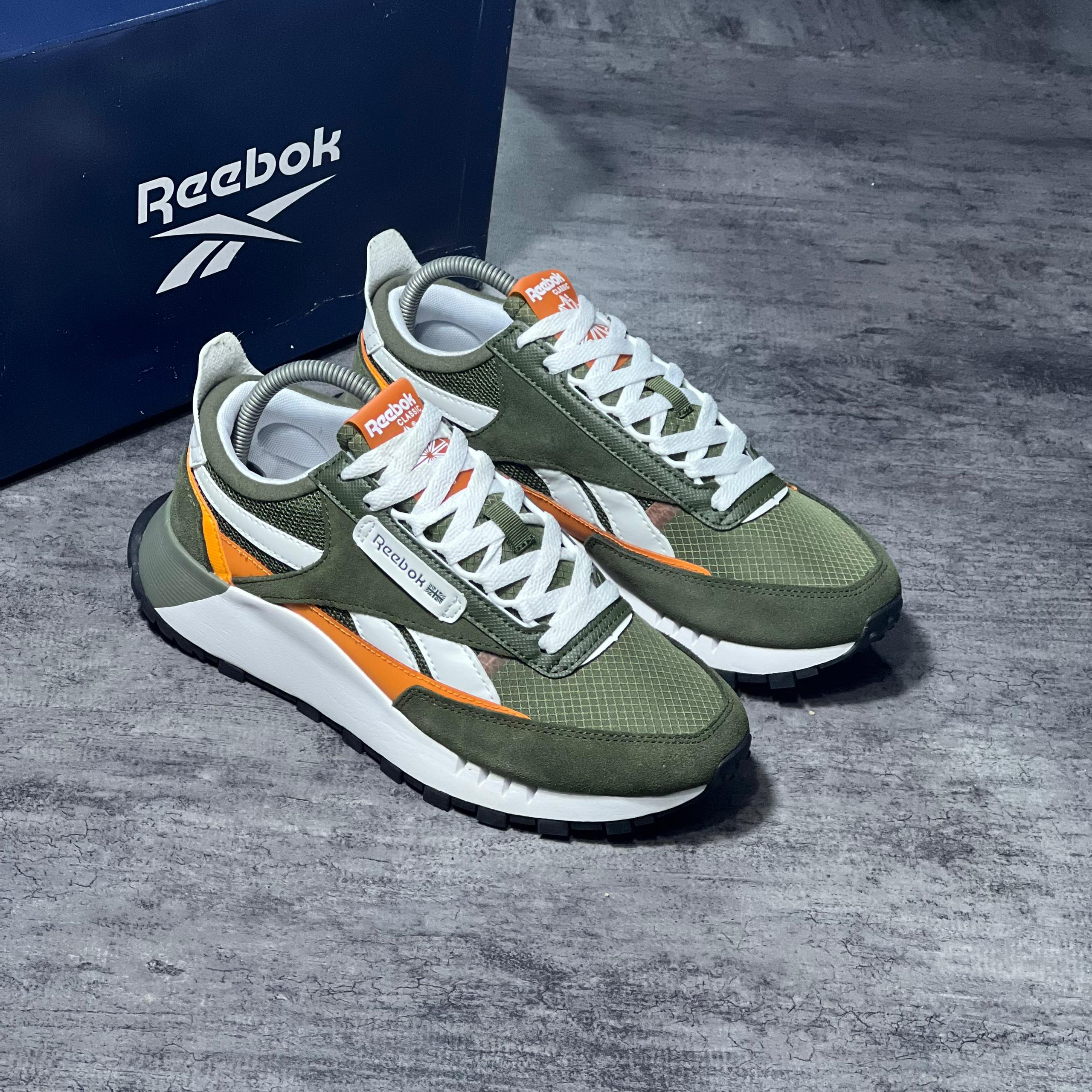 Reebok CL Runner Khaki Green