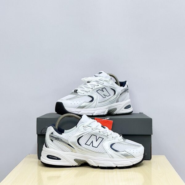 NEW BALANCE 530 WHITE/SILVER