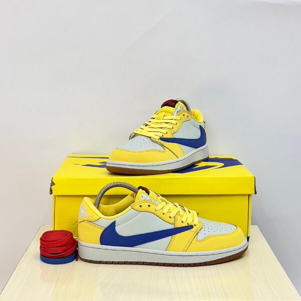 NIKE JORDAN 1 LOW X TRAVIS SCOTT “CANARY YELLOW”