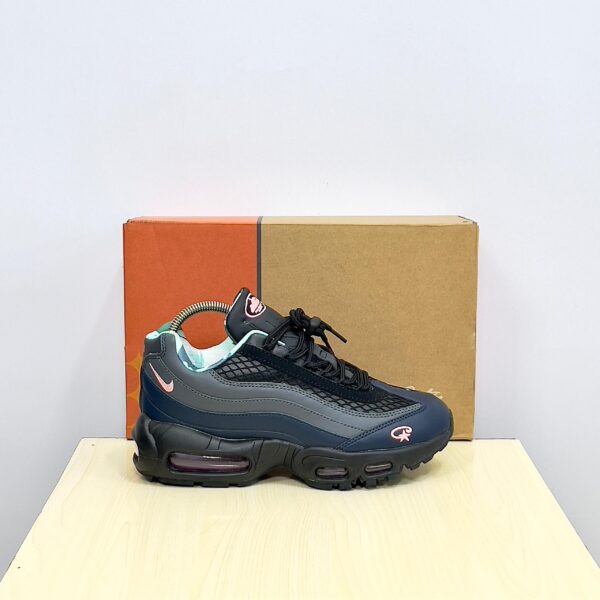 CORTEIZ X AIRMAX 95 “PINK BEAM” - Image 3