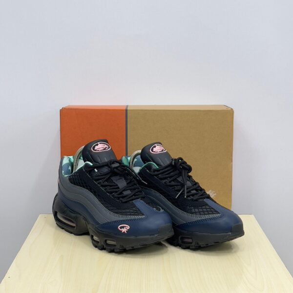 CORTEIZ X AIRMAX 95 “PINK BEAM” - Image 2