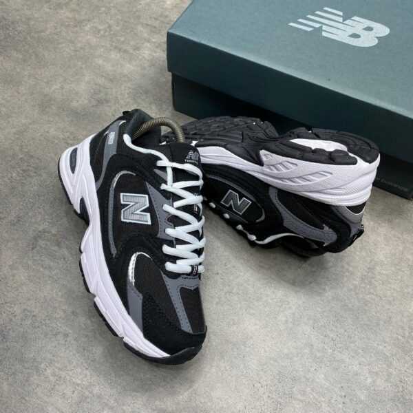 New Balance 530 Black/White - Image 3
