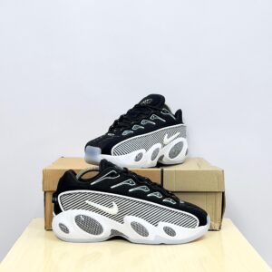DRAKE X NIKE NOCTA GLIDE “BLACK/WHITE