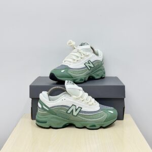 NEW BALANCE 1000 “Mallard Green” Sea Salt
