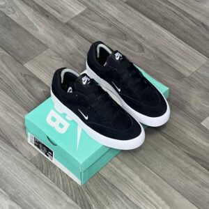 Nike SB Malor "Black/White"