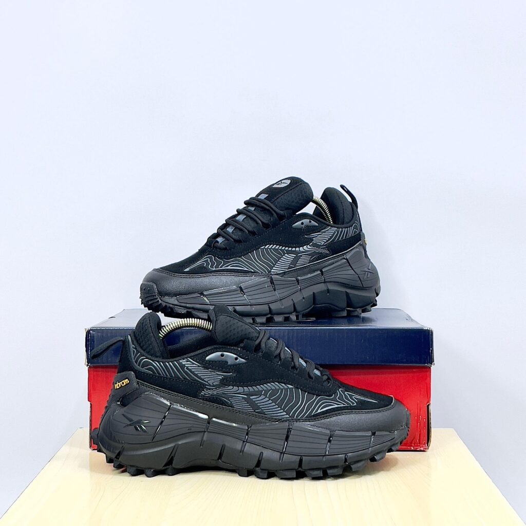 REEBOK ZIG KINETICA 2.5 EDGE VIBRAM “TRIPLE BLACK”