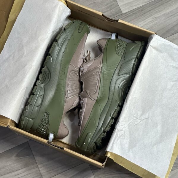 NIKE ZOOM VOMERO 5 “MEDIUM OLIVE” - Image 3