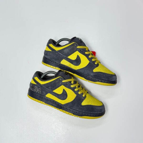 Supreme X Nike SB Dunk "Camper Green" - Image 3