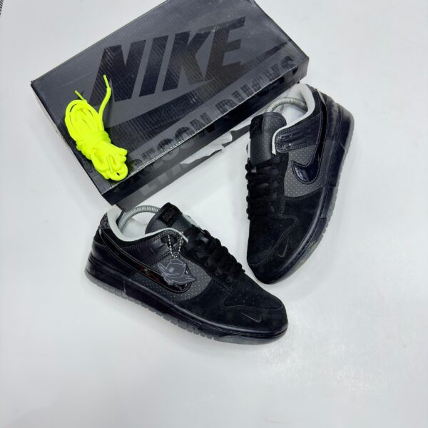 NIKE SB DUNK “WHAT THE DUCKS - UNIVERSITY OF OREGON ALTERNATE“ PE BLACK