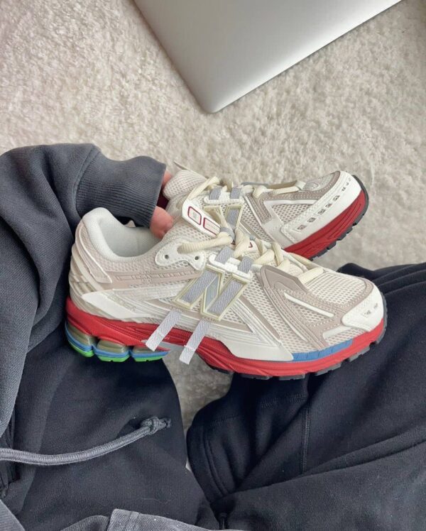 NEW BALANCE 1906A SEA SALT - Image 4
