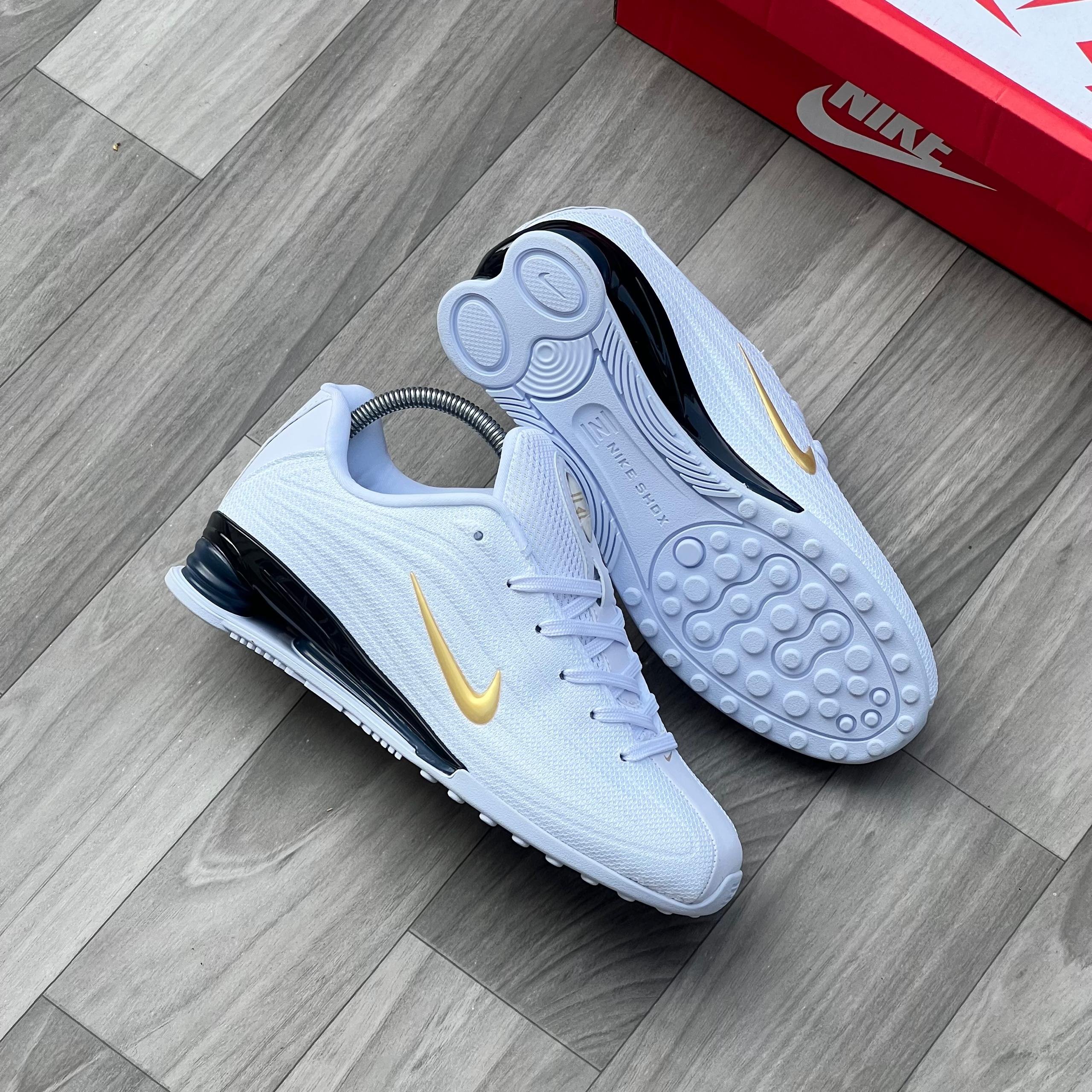NIKE SHOX Z WHITE METTALIC GOLD - Image 3