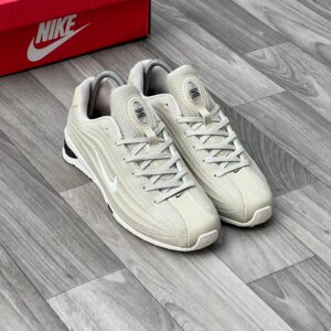 NIKE SHOX Z LIGHTBONE