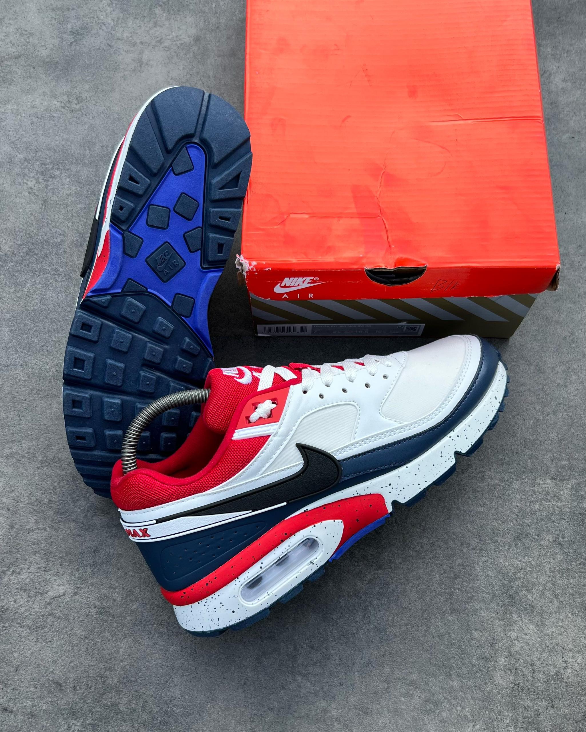 NIKE AIR MAX BW •PARIS SAINT GERMAN - Image 4