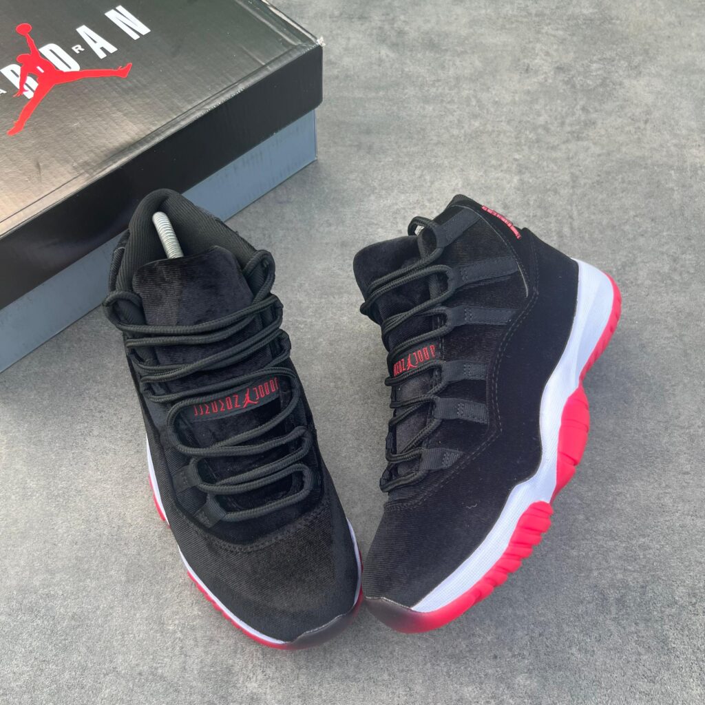 AIR JORDAN 11 RETRO BRED VELVET