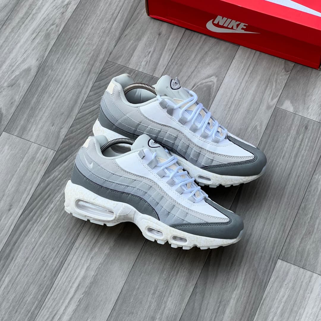 Nike Air Max 95 QS "Light Bone" - Image 3